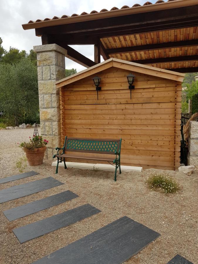 Mas D'Azur Bed & Breakfast Roquefort-les-Pins Exterior photo
