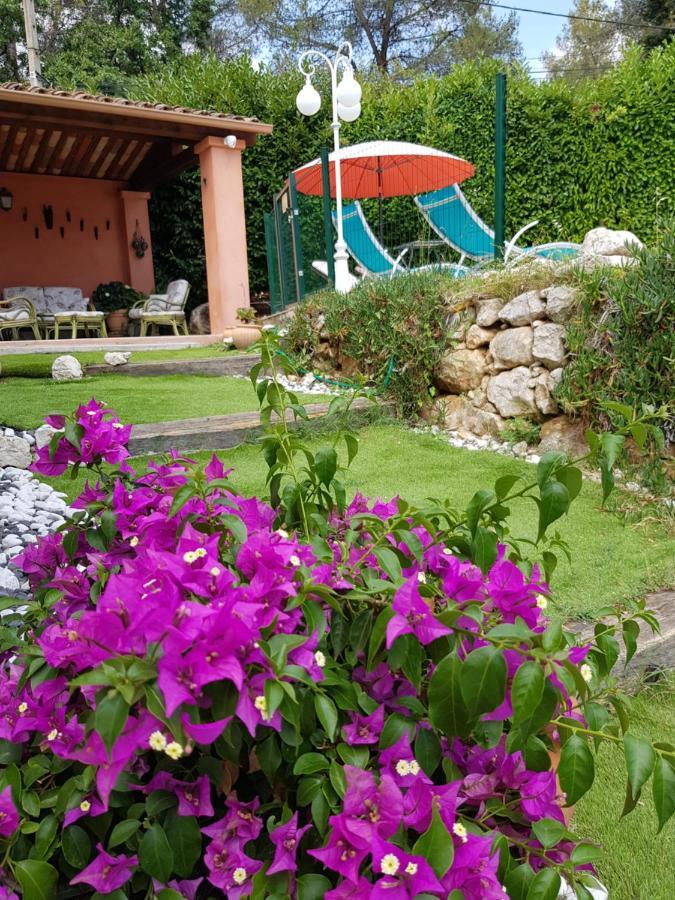 Mas D'Azur Bed & Breakfast Roquefort-les-Pins Exterior photo